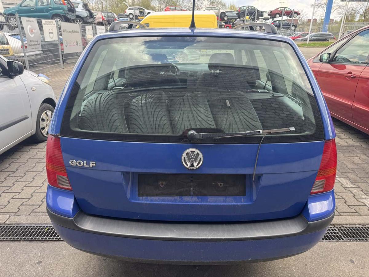 VW Golf 4 original Sto&szlig;stange Stossf&auml;nger hinten LA5C Surfblau Kombi Bj.2001